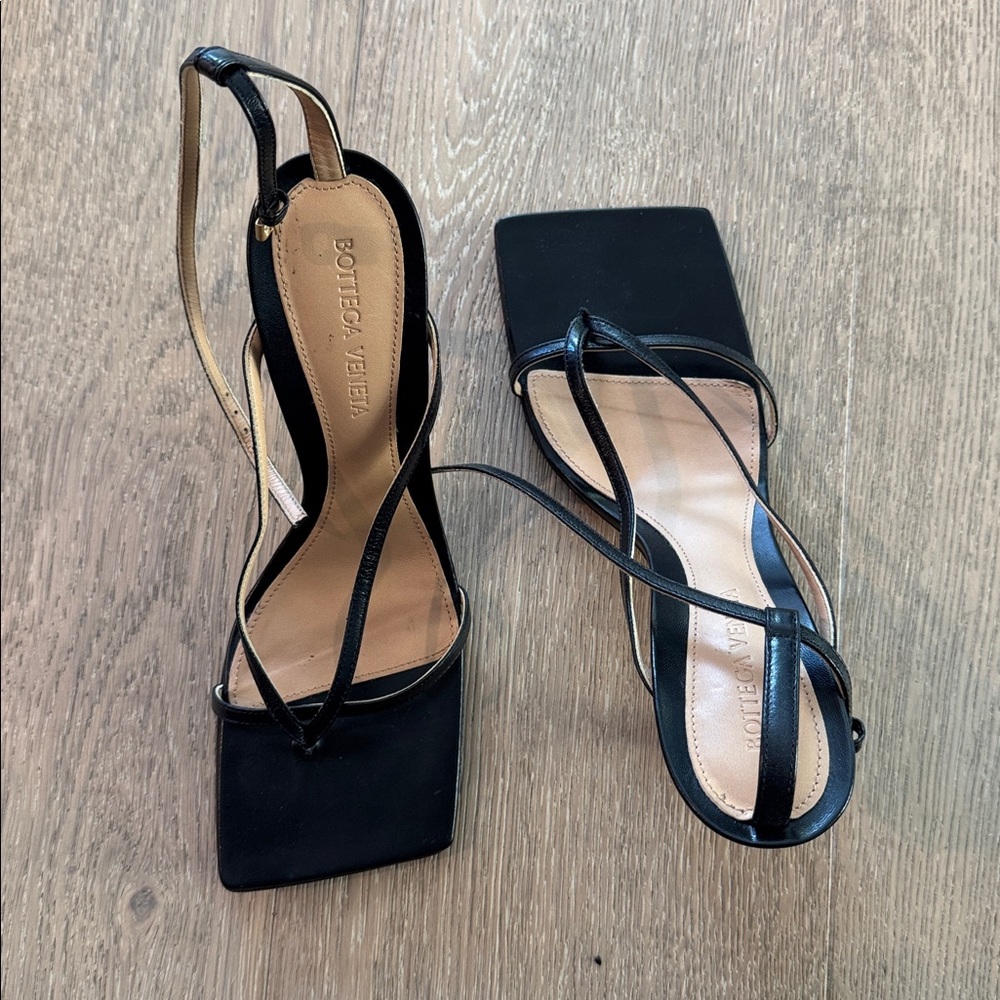 Bottega Veneta stretch strap sandal